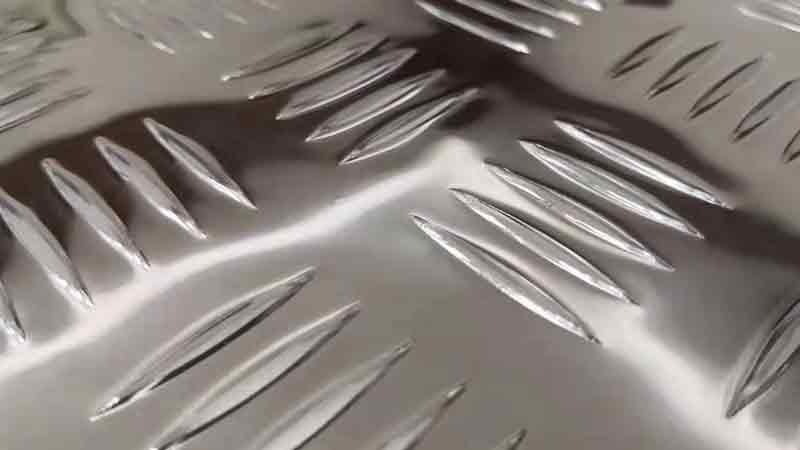 防滑花紋鋁板生產廠家排名(圖2) 未標題-1-恢復的234123.jpg