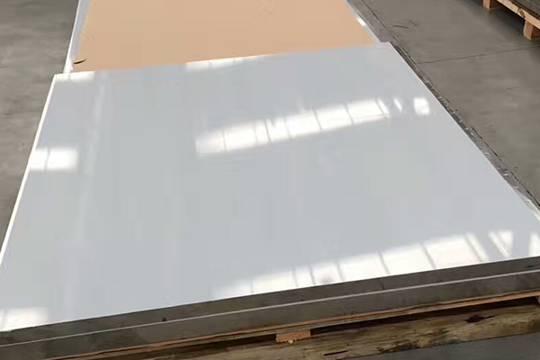 鋁扣板鋁板用途薄了好還是厚了好(圖1) 鋁扣板鋁板用途薄了好還是厚了好(圖1)