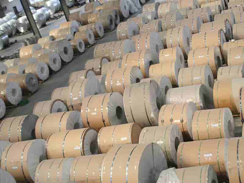 鞏義鋁卷成品庫存圖片